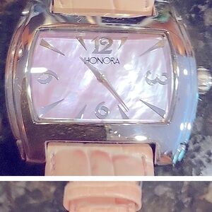 Vintage Honora blush watch